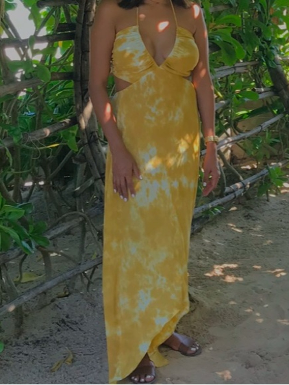 Elegant Yellow Maxi Dress - Picture 3 of 3
